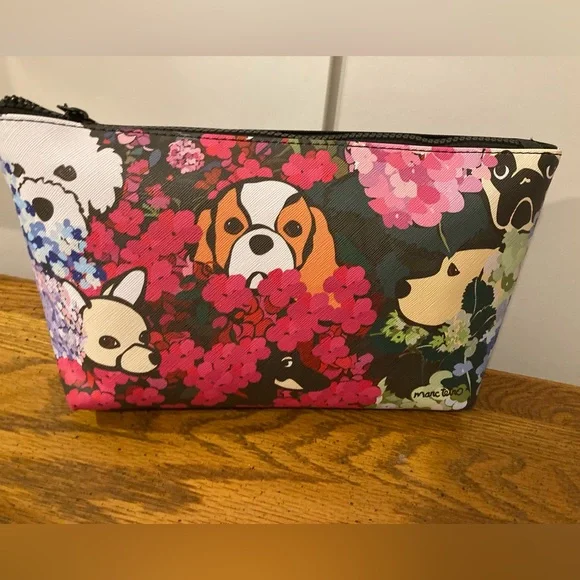 Marc Tetro Cosmetic Bag - Dog & Flowers NWT - Picture 5 of 5